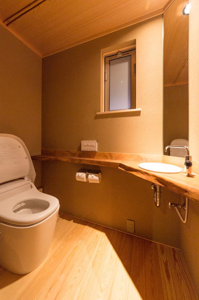 横浜にある和風のおしゃれなトイレ・洗面所の写真
