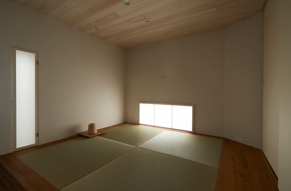 大阪にある和風のおしゃれなファミリールームの写真
