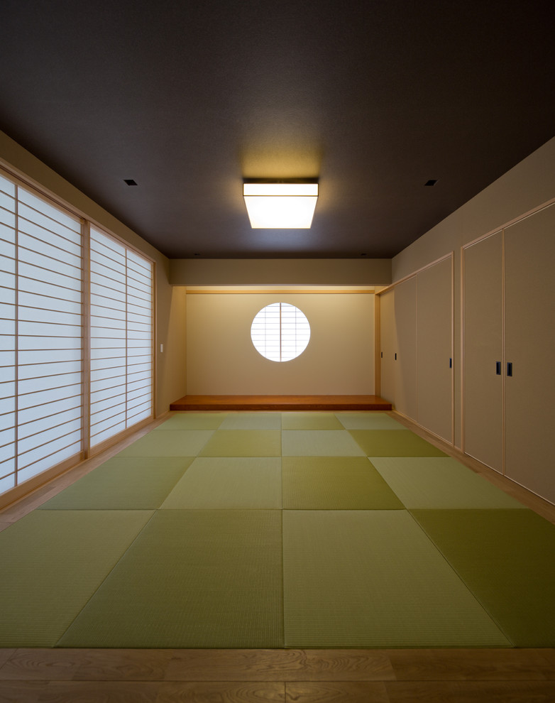 福岡にある和風のおしゃれなファミリールームの写真