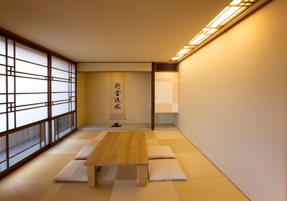 名古屋にある和風のおしゃれなファミリールームの写真