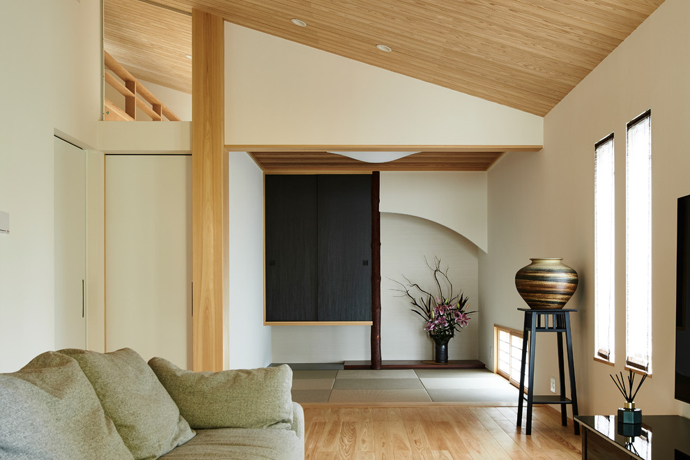 Inspiration for a family room remodel in Osaka