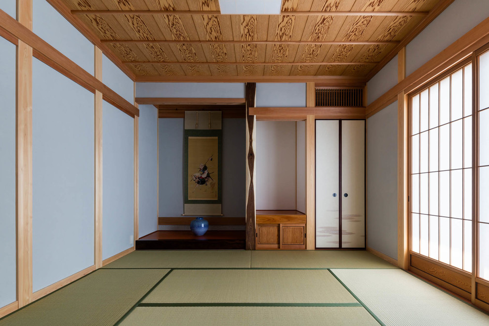 神戸にある和風のおしゃれなファミリールームの写真