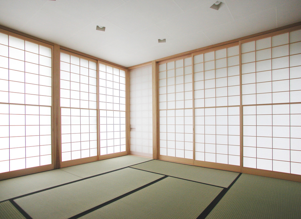 World-inspired games room in Tokyo.
