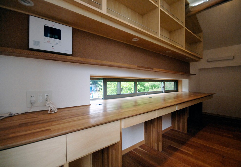 横浜にある北欧スタイルのおしゃれなホームオフィス・書斎の写真