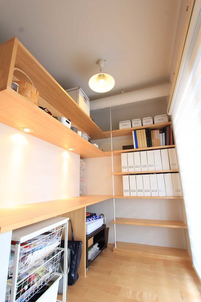 名古屋にある北欧スタイルのおしゃれなホームオフィス・書斎の写真