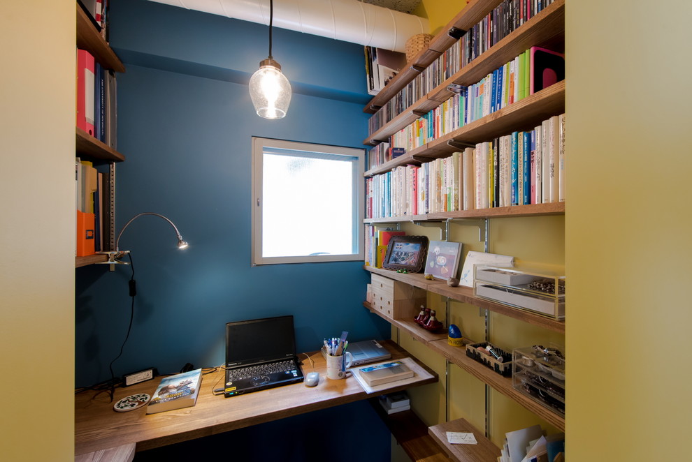 東京23区にあるおしゃれなホームオフィス・書斎の写真