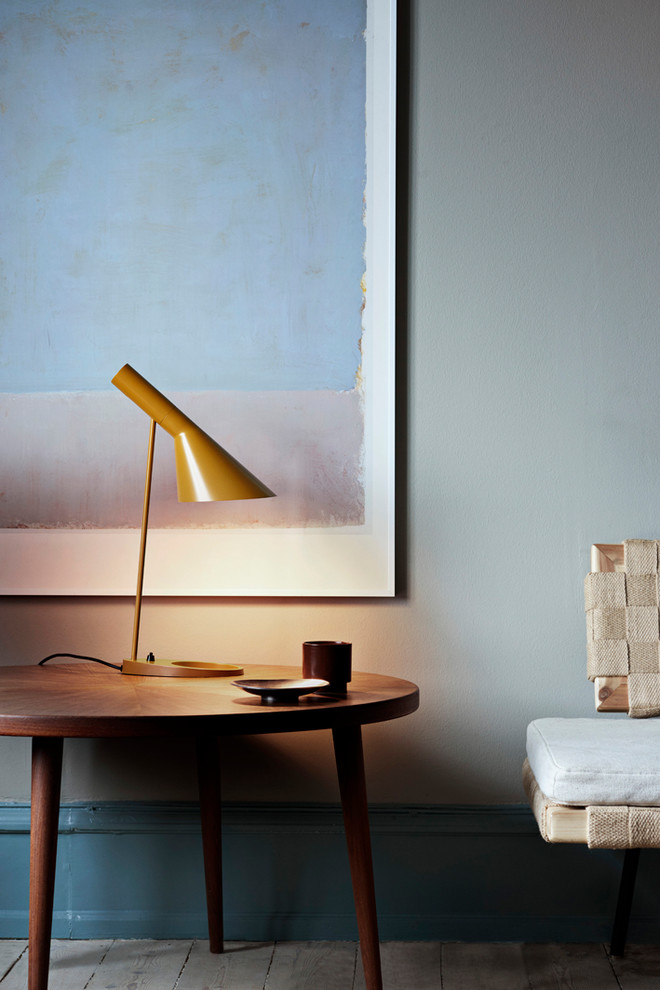 Inspiration for a scandinavian living room remodel in Tokyo