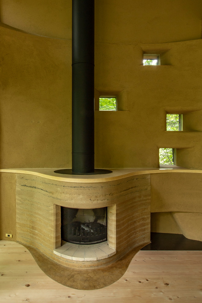 Свежая идея для дизайна: маленькая гостиная комната в современном стиле для на участке и в саду - отличное фото интерьера