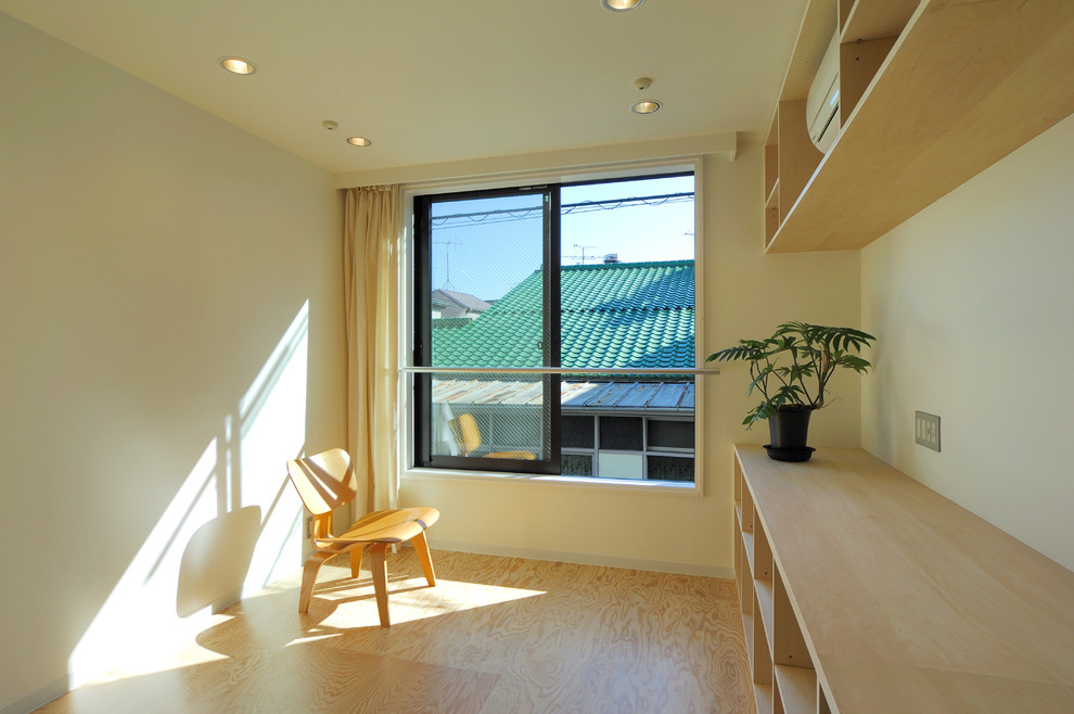 Living room - contemporary living room idea in Tokyo