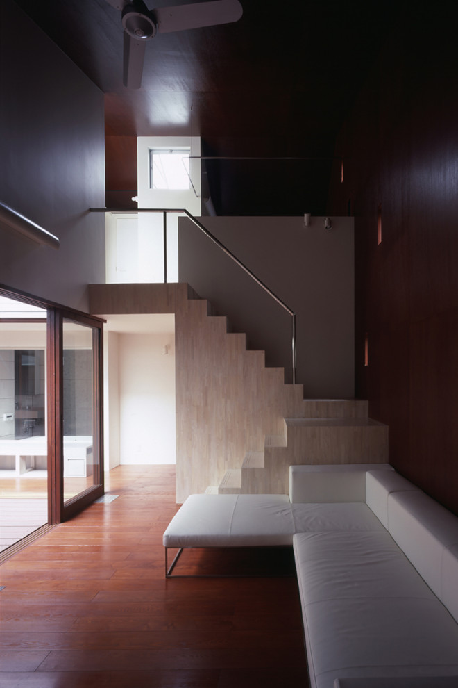 Inspiration for a modern living room remodel in Tokyo Suburbs