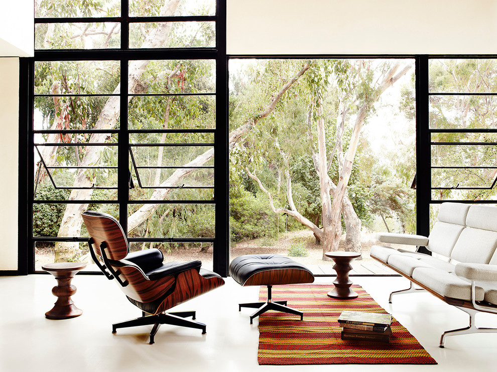 Esempio di un soggiorno minimalista con pareti beige