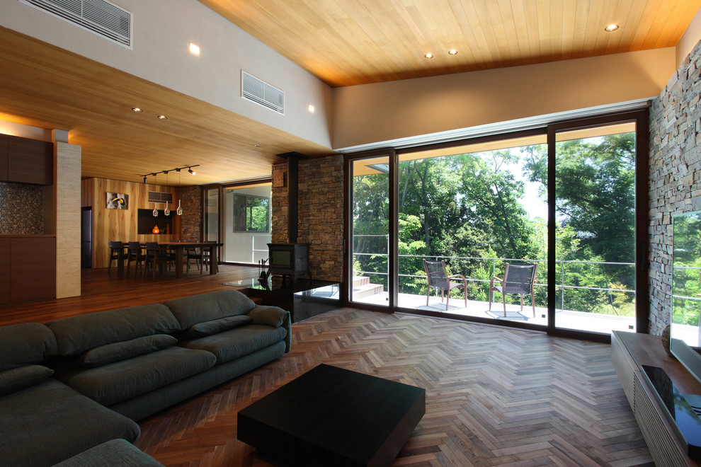 Living room - modern living room idea in Kobe