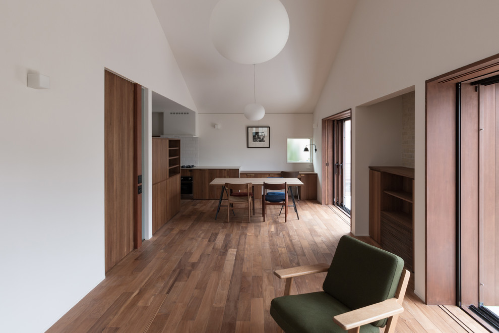 Стильный дизайн: гостиная комната в стиле рустика - последний тренд