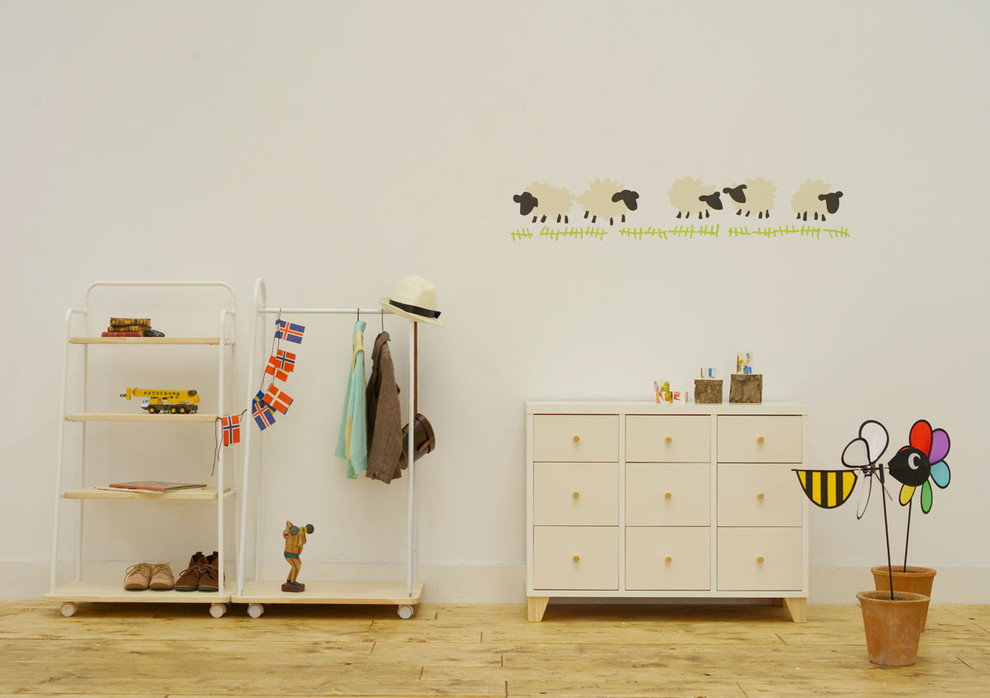北欧スタイルのおしゃれな子供部屋の写真