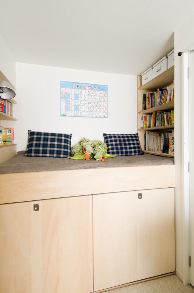 Design ideas for a midcentury kids' bedroom in Tokyo.