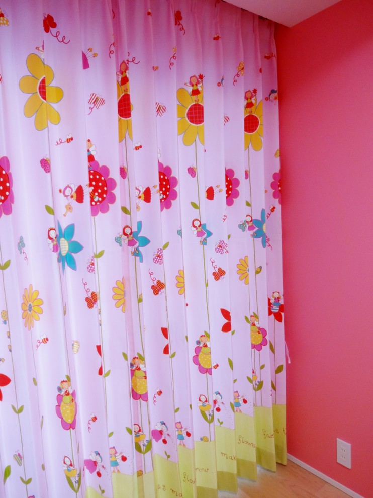 東京23区にあるエクレクティックスタイルのおしゃれな子供部屋の写真