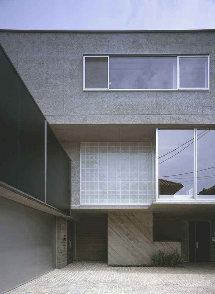 Inspiration for a modern house exterior.