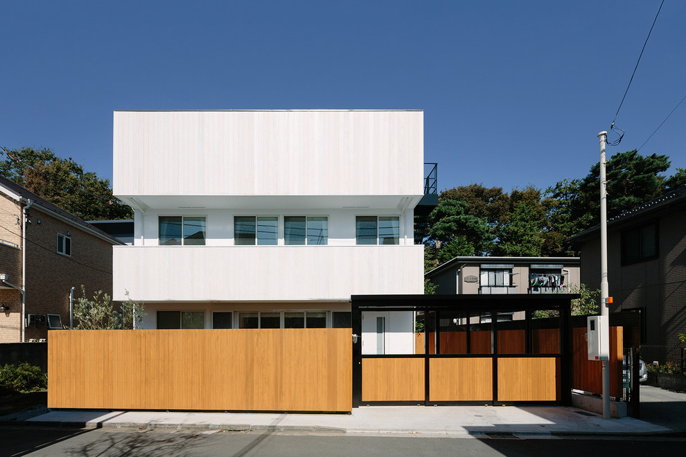 Ispirazione per la villa bianca moderna a tre piani