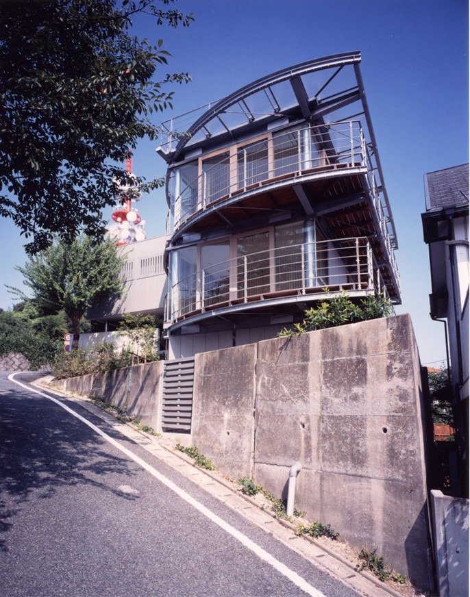 Industrial exterior home idea in Fukuoka