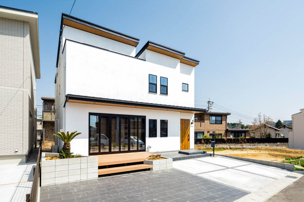 名古屋にあるアジアンスタイルのおしゃれな家の外観の写真