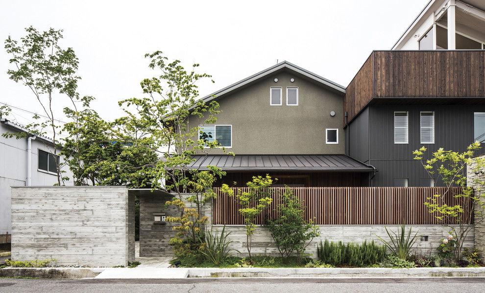 This is an example of a world-inspired house exterior in Osaka.