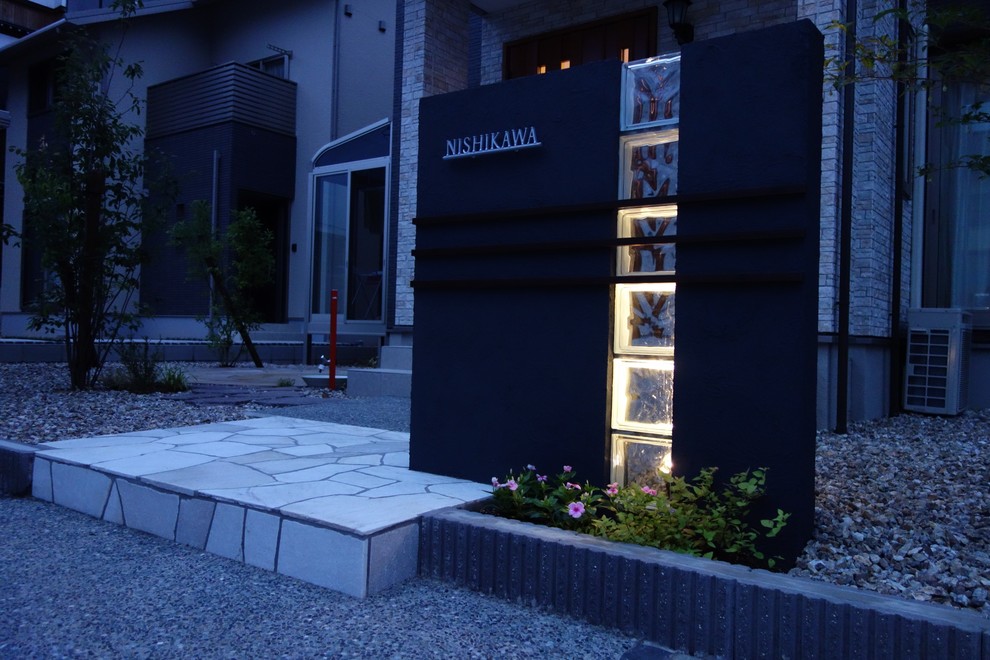 Example of a zen exterior home design in Tokyo Suburbs