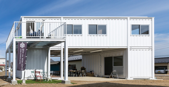 コンテナハウスの2階建て住宅 - インダストリアル - 家の外観 - 他の地域 - BOX OF IRON HOUSE | Houzz (ハウズ)