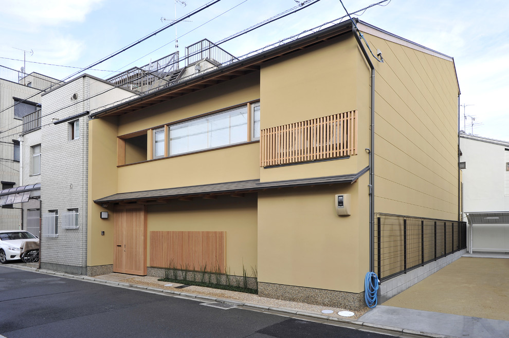 Inspiration for an asian exterior home remodel in Kyoto