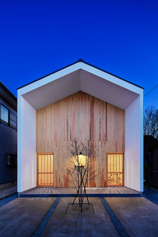 Idee per la facciata di una casa moderna con tetto a capanna
