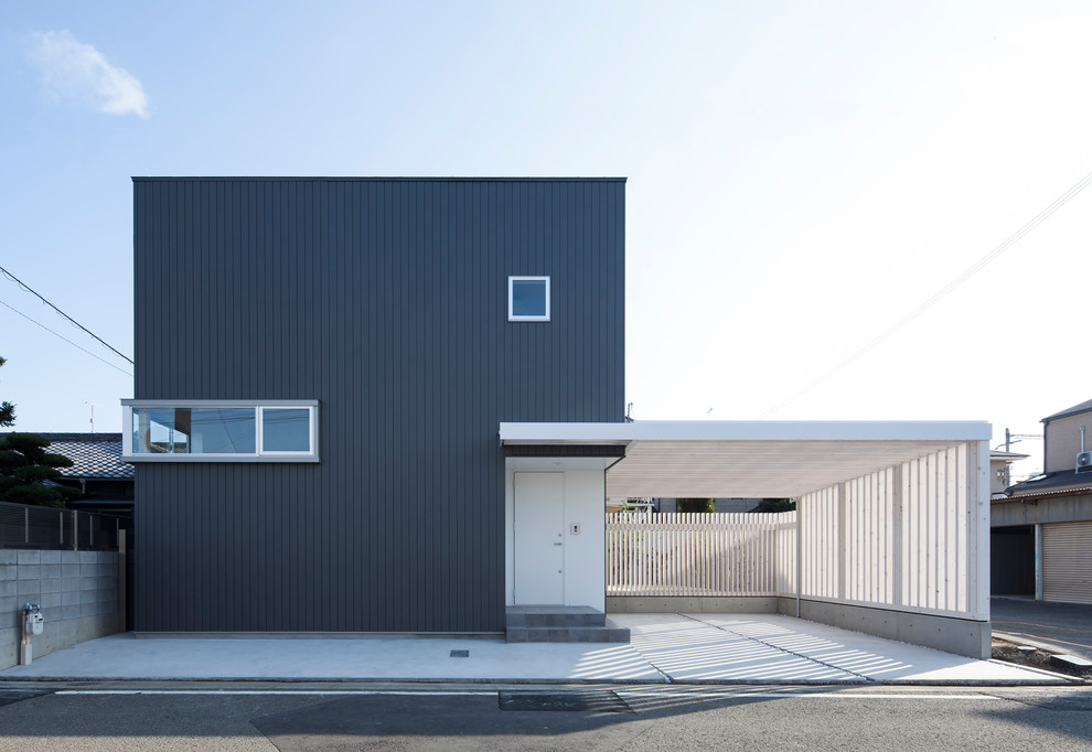 Photo of a modern house exterior in Osaka.
