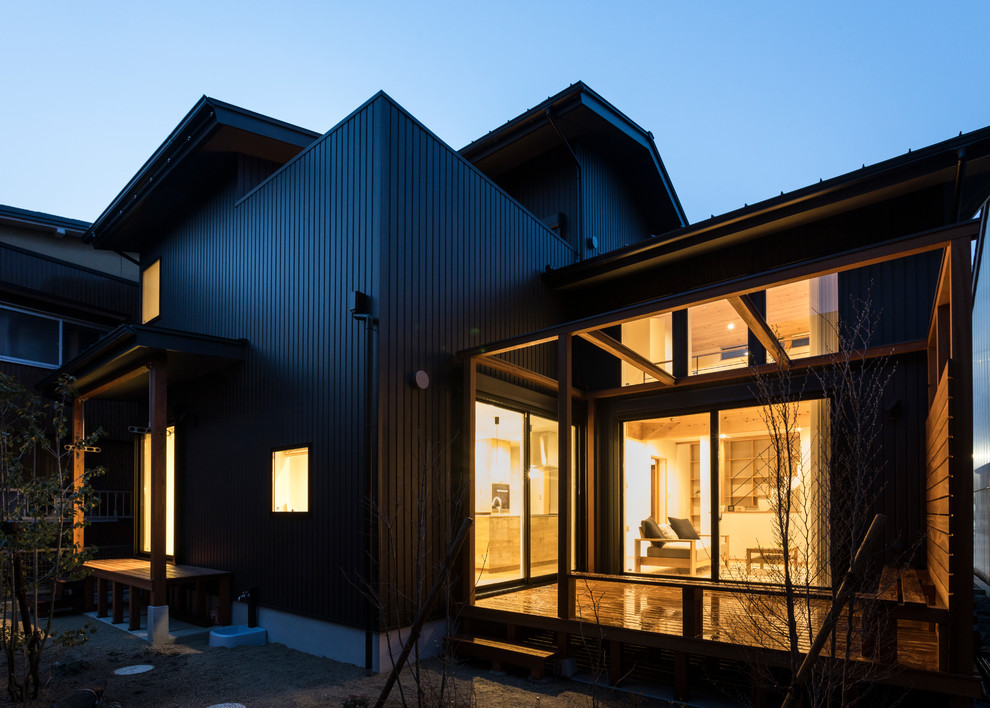 Example of a danish exterior home design in Nagoya