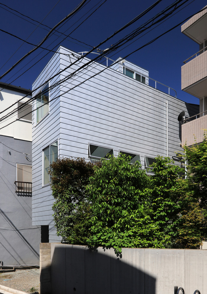 東京23区にあるトラディショナルスタイルのおしゃれな家の外観の写真