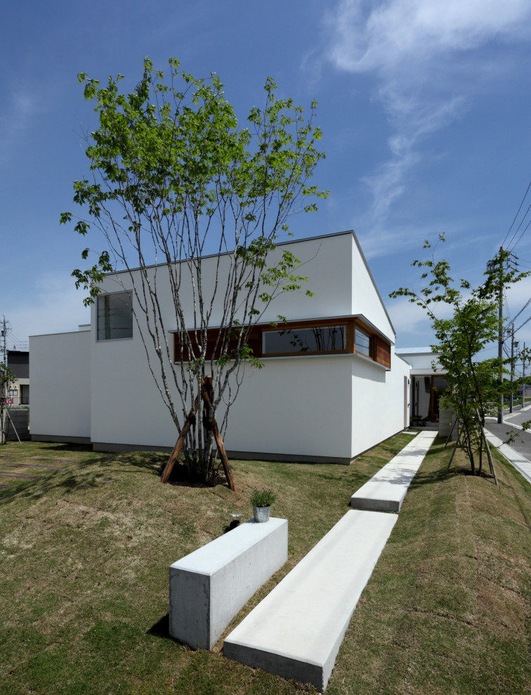 名古屋にある低価格の小さな北欧スタイルのおしゃれな家の外観 (コンクリートサイディング) の写真