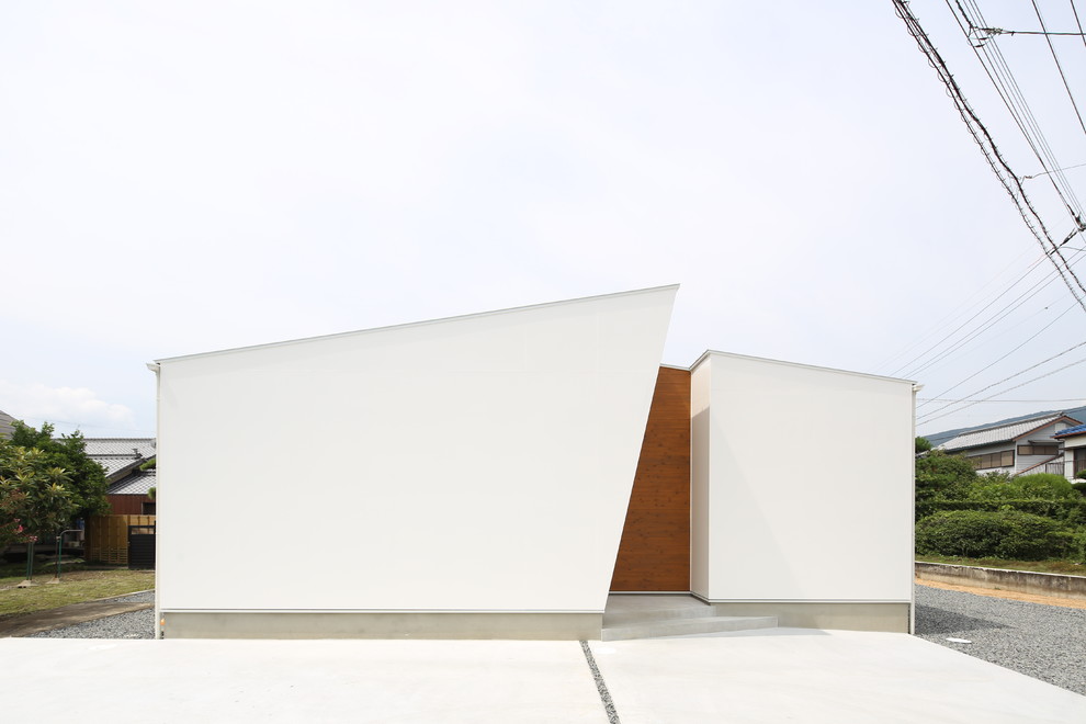 Идея дизайна: белый дом в стиле модернизм