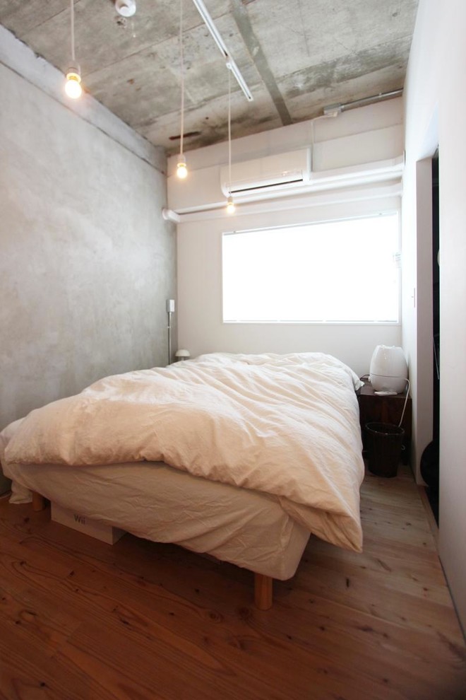 東京23区にあるミッドセンチュリースタイルのおしゃれな寝室のレイアウト