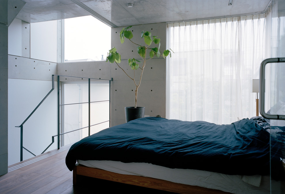 東京23区にあるインダストリアルスタイルのおしゃれな寝室
