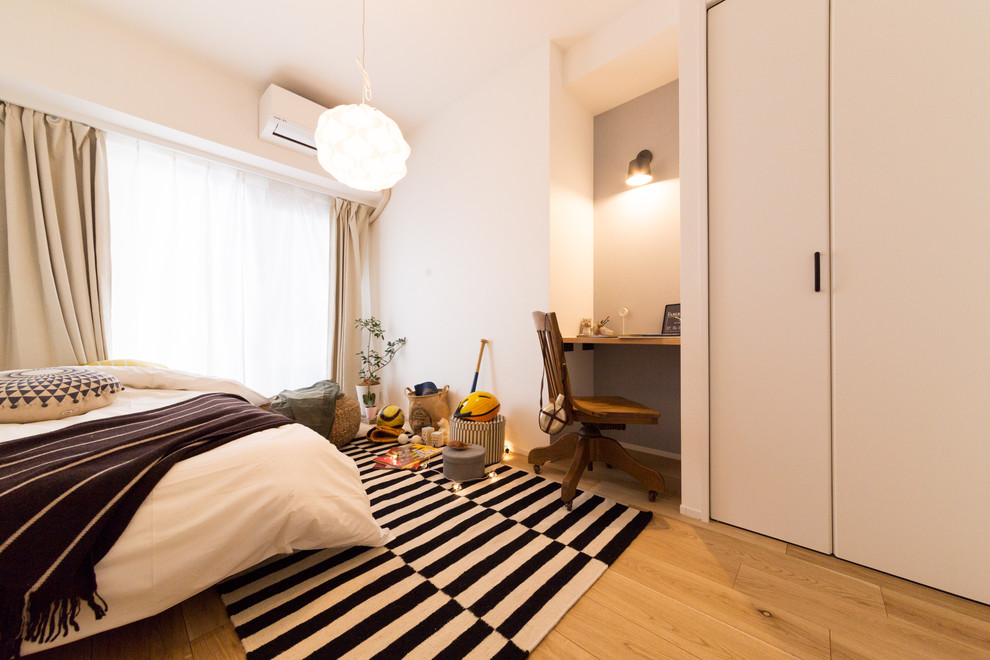 東京23区にあるコンテンポラリースタイルのおしゃれな寝室