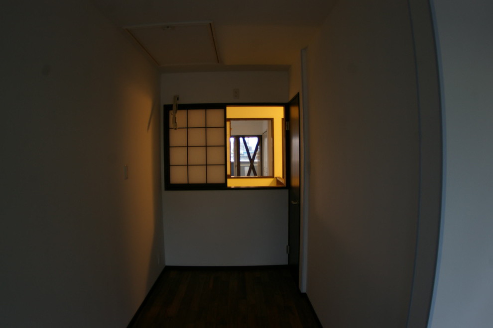 京都にあるアジアンスタイルのおしゃれな寝室のレイアウト