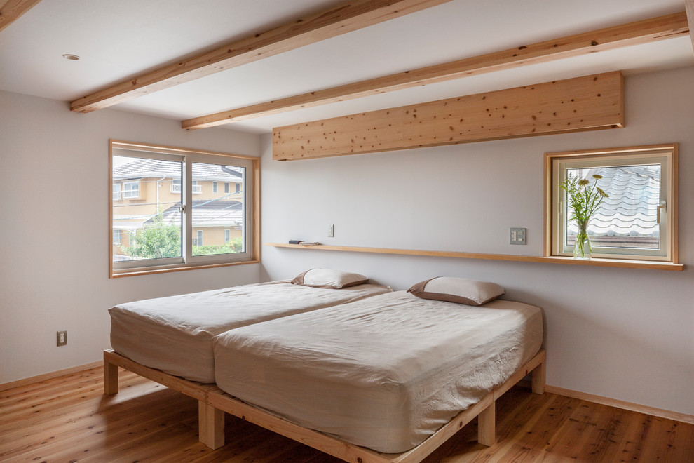This is an example of a scandinavian bedroom in Tokyo Suburbs.