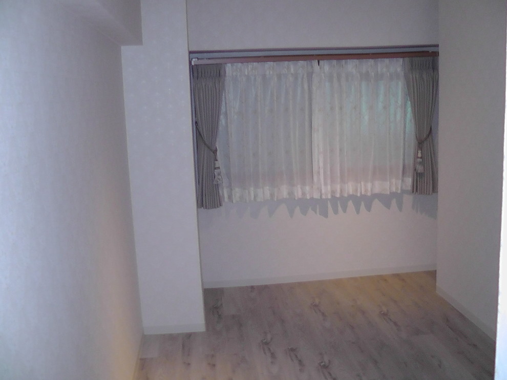 Imagen de dormitorio principal tradicional renovado