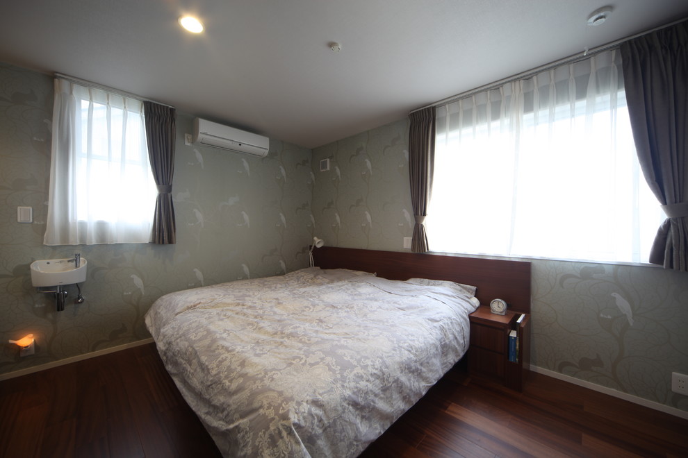 名古屋にあるトラディショナルスタイルのおしゃれな寝室