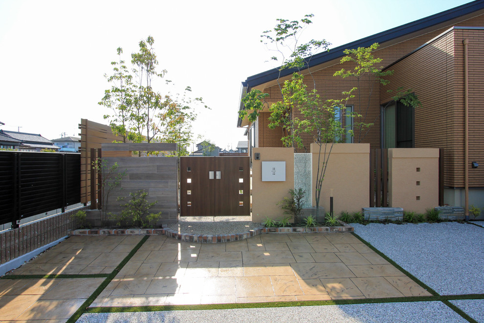 Diseño de jardín asiático en patio delantero