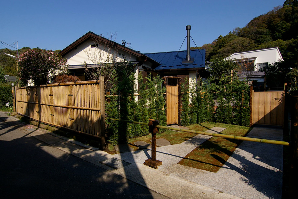 他の地域にある和風のおしゃれな竹垣の写真