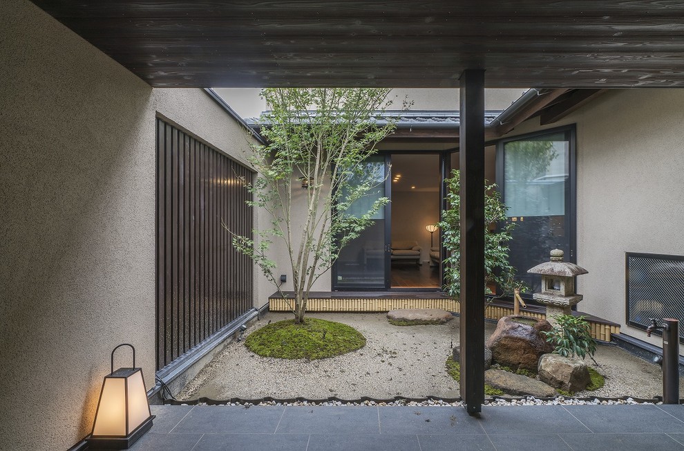 東京23区にあるアジアンスタイルのおしゃれな庭の写真