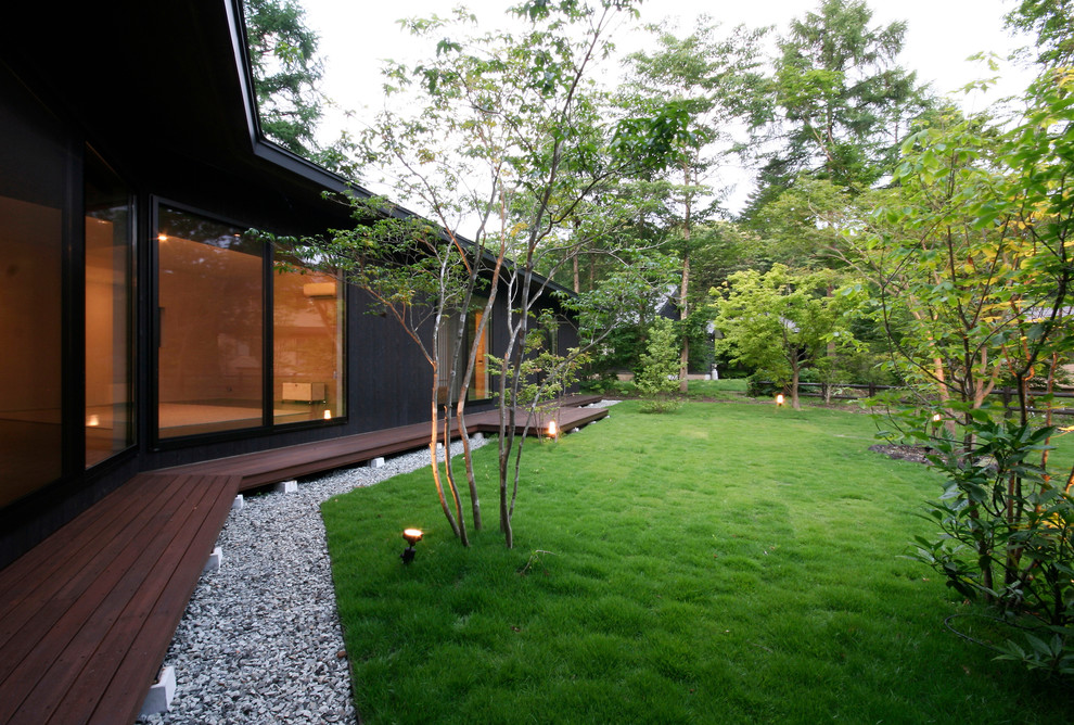 Design ideas for a large asian courtyard landscaping in Other.