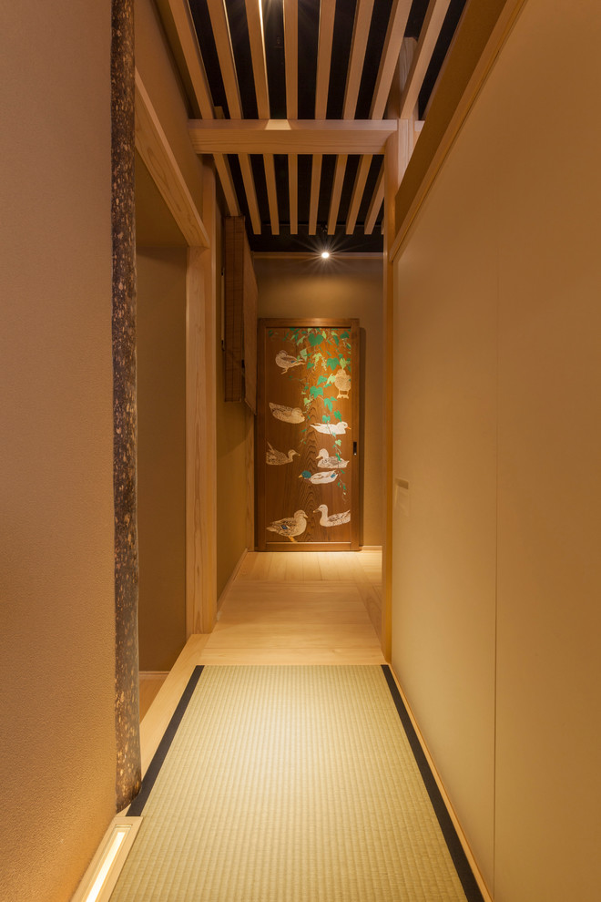 東京23区にある和風のおしゃれな廊下の写真
