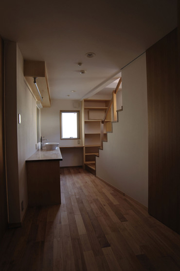 Inspiration for a modern hallway remodel in Tokyo Suburbs