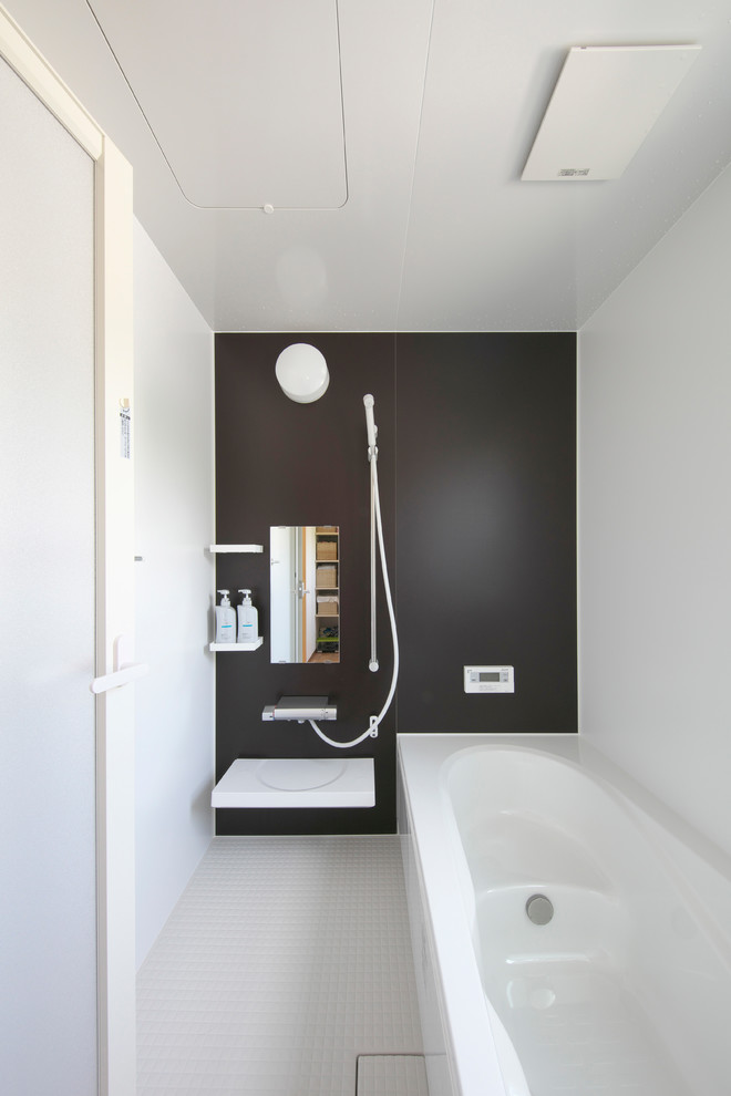 Inspiration för moderna en-suite badrum