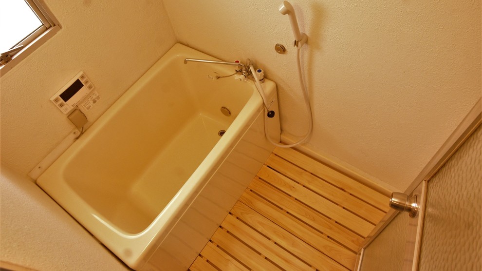 Diseño de cuarto de baño de estilo zen pequeño