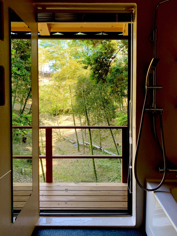 京都にあるおしゃれな浴室の写真